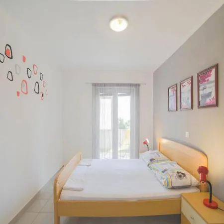 Six With Terrace And Free Parking Pag - Ae1427 * Mandre